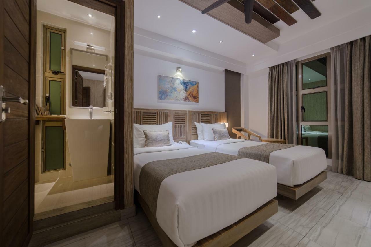 โฮเต็ล โอเชี่ยน แกรนด์ แอท ฮัลฮูเมล Hotel ฮุลฮูมาเล ภายนอก รูปภาพ