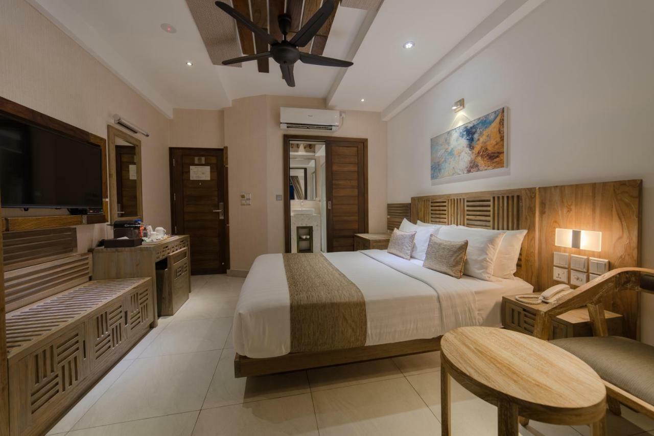 โฮเต็ล โอเชี่ยน แกรนด์ แอท ฮัลฮูเมล Hotel ฮุลฮูมาเล ภายนอก รูปภาพ